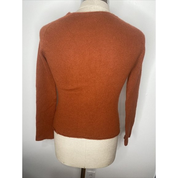 Neiman Marcus Womens Cashmere Sweater Rust Size M Pull over V Neck long Sleeves - Picture 6 of 8